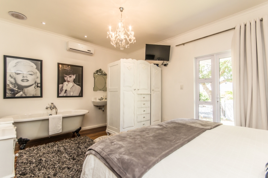 To Let 4 Bedroom Property for Rent in Vrykyk Western Cape